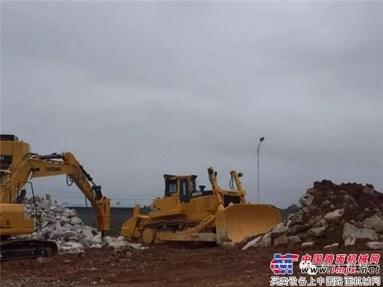 柳工锐斯塔 以客户为导向，打造有竞争力的推土机产品
